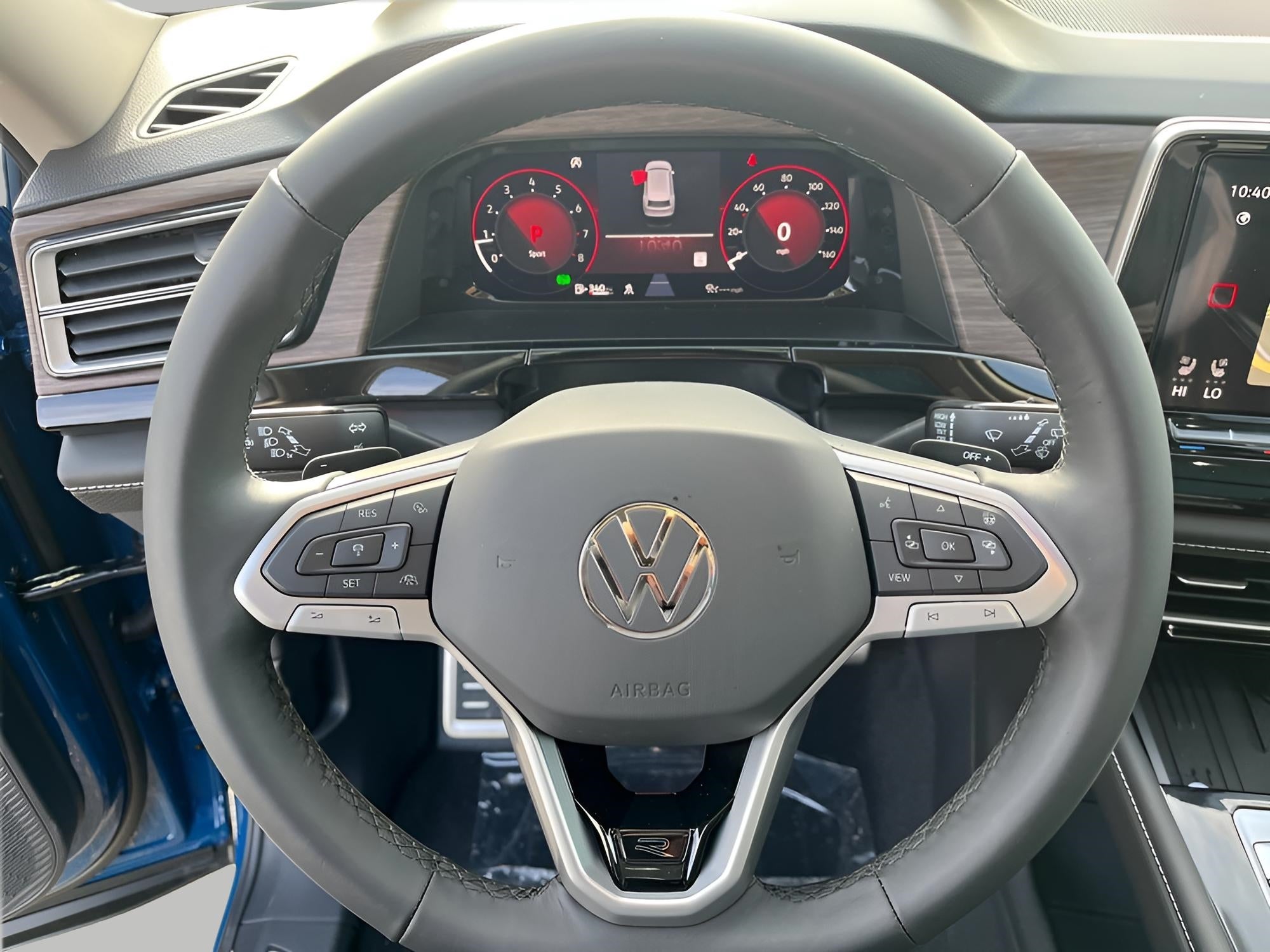 2026 Volkswagen Atlas 2.0T SEL Premium R-Line 4MOTION