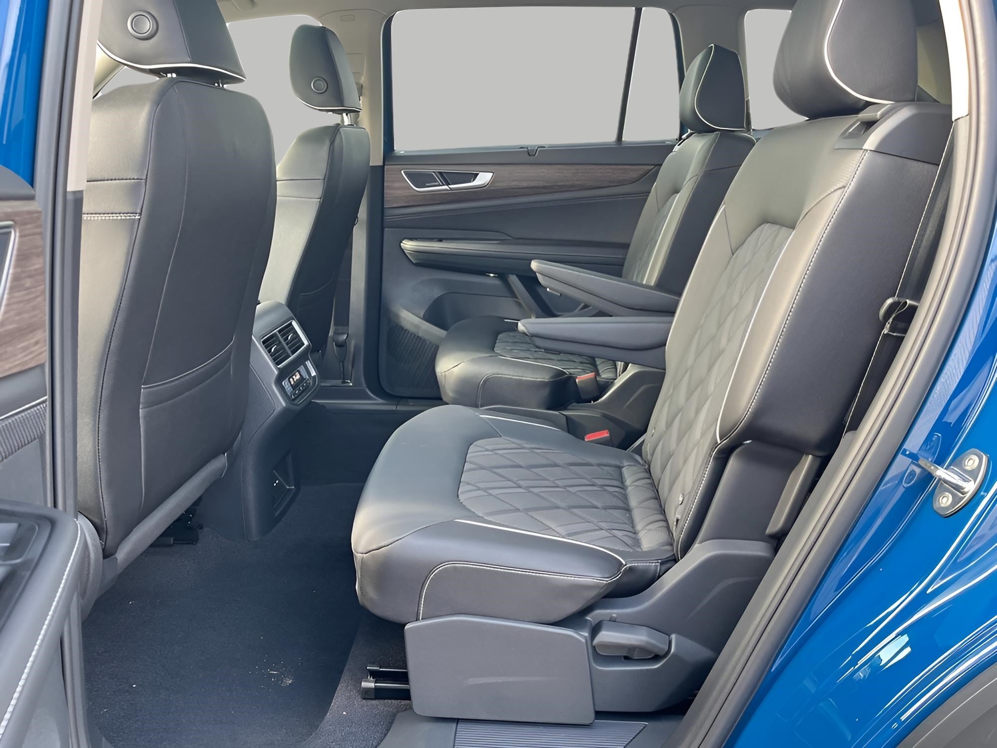 2026 Volkswagen Atlas 2.0T SEL Premium R-Line 4MOTION