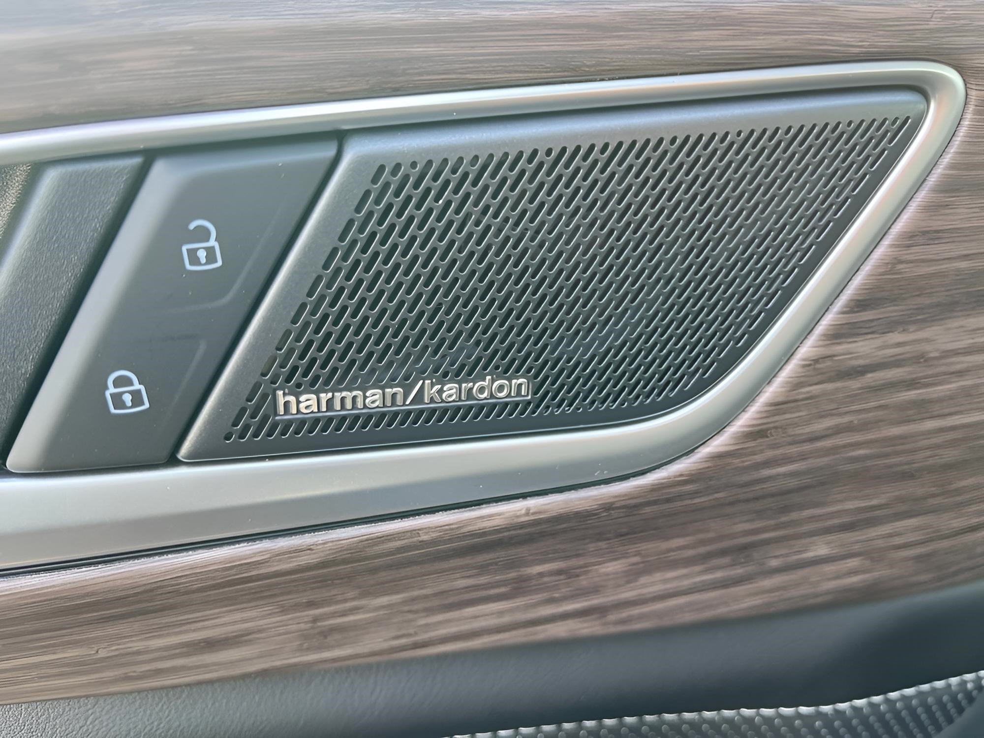 2026 Volkswagen Atlas 2.0T SEL Premium R-Line 4MOTION