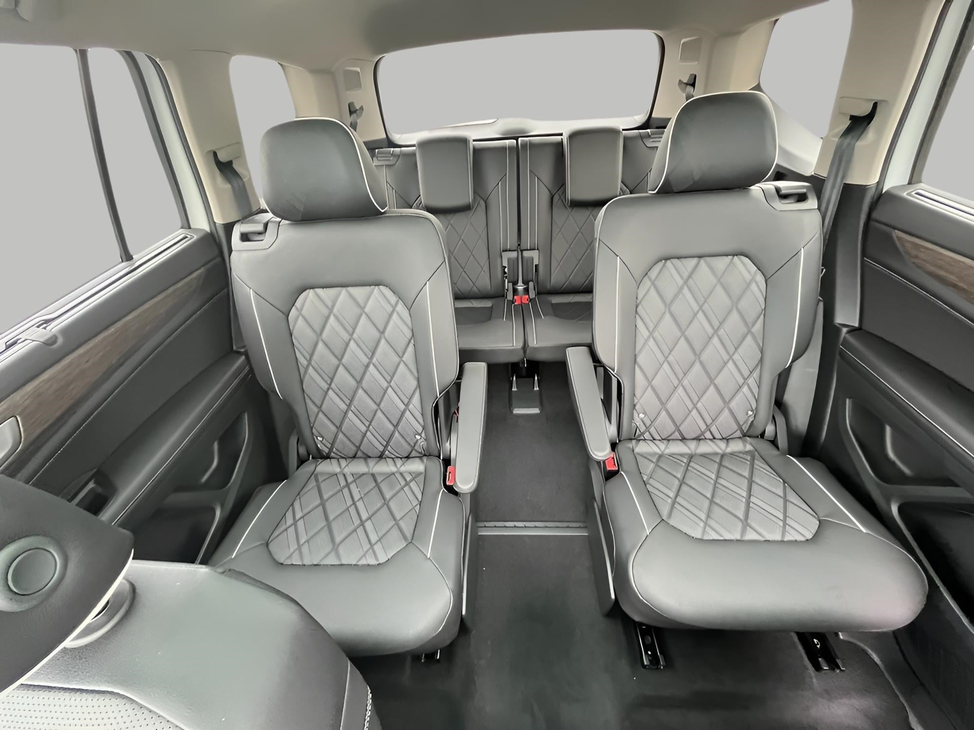 2026 Volkswagen Atlas 2.0T SEL Premium R-Line 4MOTION