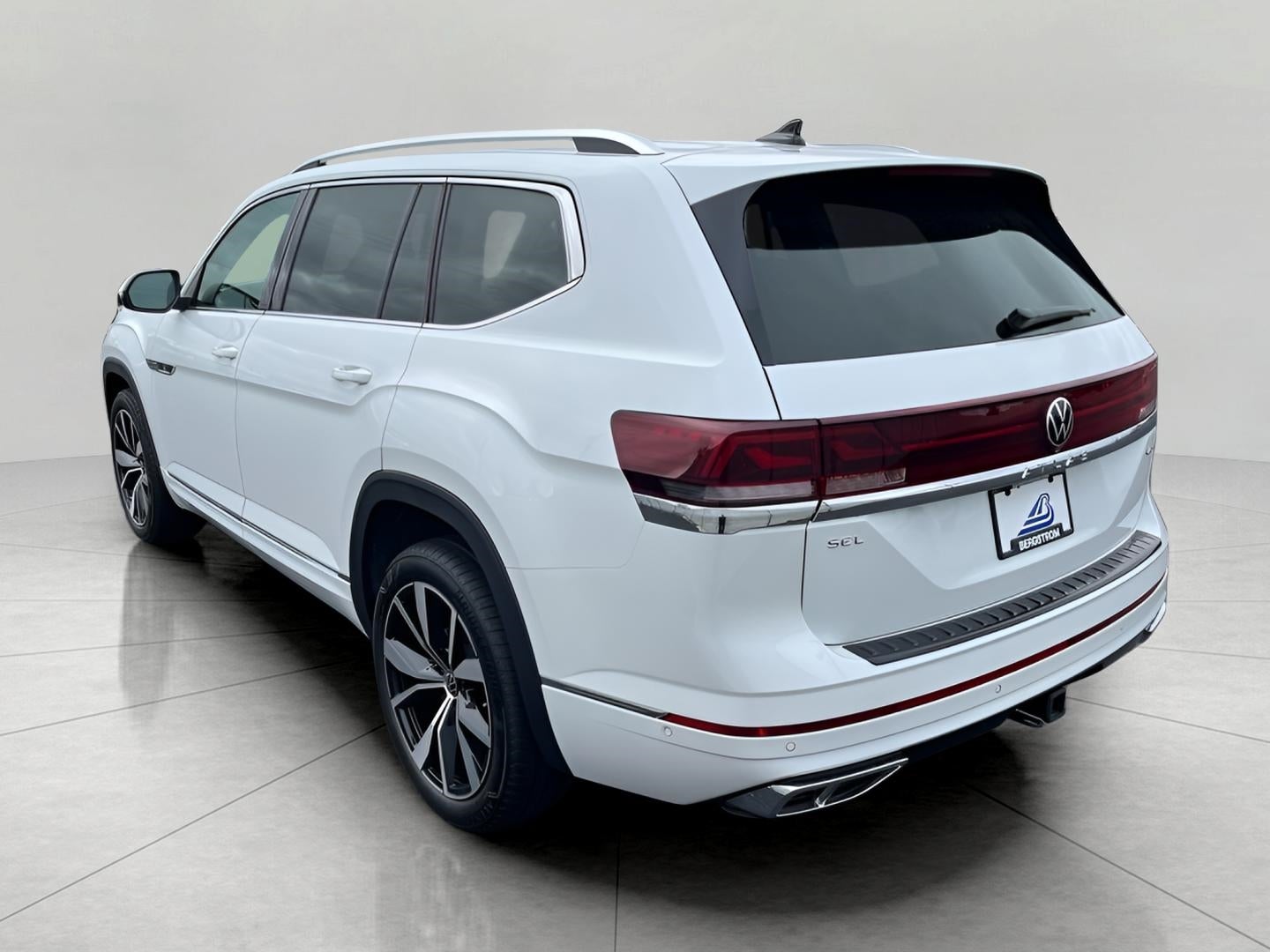 2026 Volkswagen Atlas 2.0T SEL Premium R-Line 4MOTION