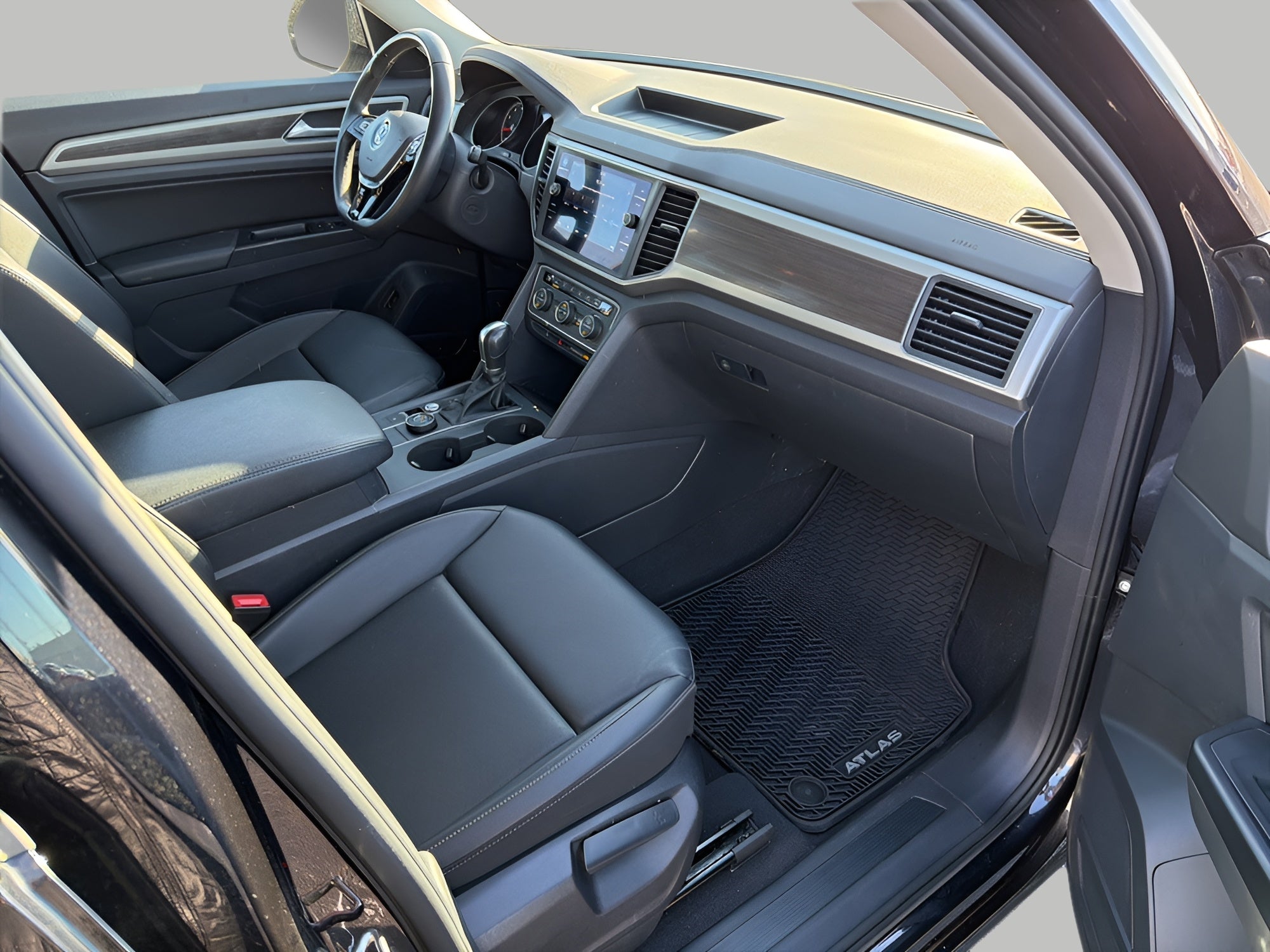 2026 Volkswagen Atlas 2.0T SEL Premium R-Line 4MOTION