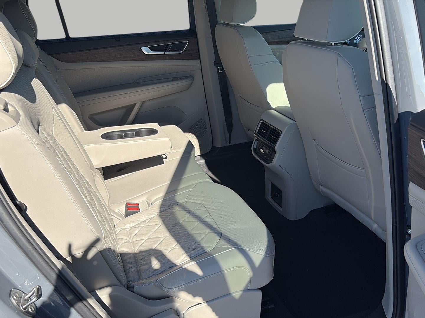 2026 Volkswagen Atlas 2.0T SEL Premium R-Line 4MOTION