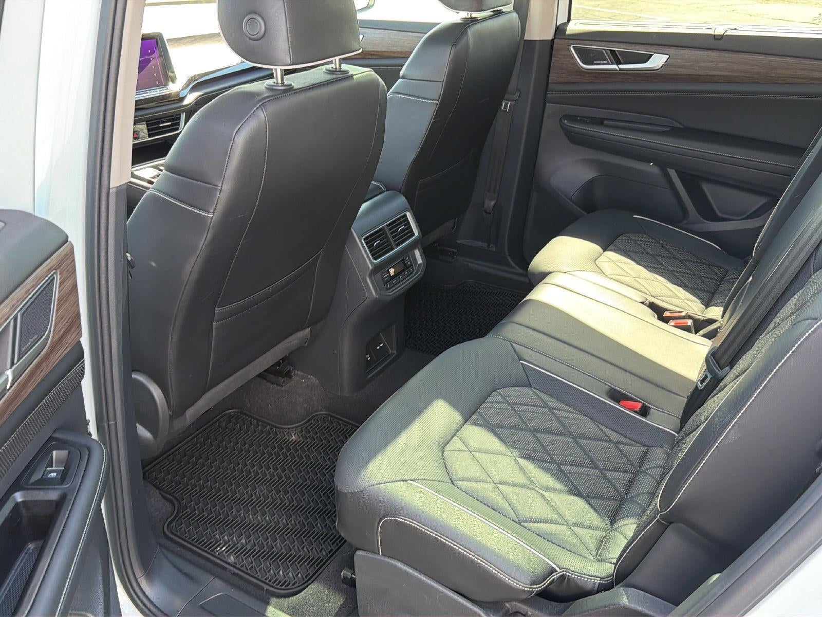 2024 Volkswagen Atlas 2.0T SEL Premium R-Line 4MOTION