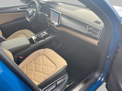 2026 Volkswagen Atlas Cross Sport 2.0T SE w/Technology 4MOTION