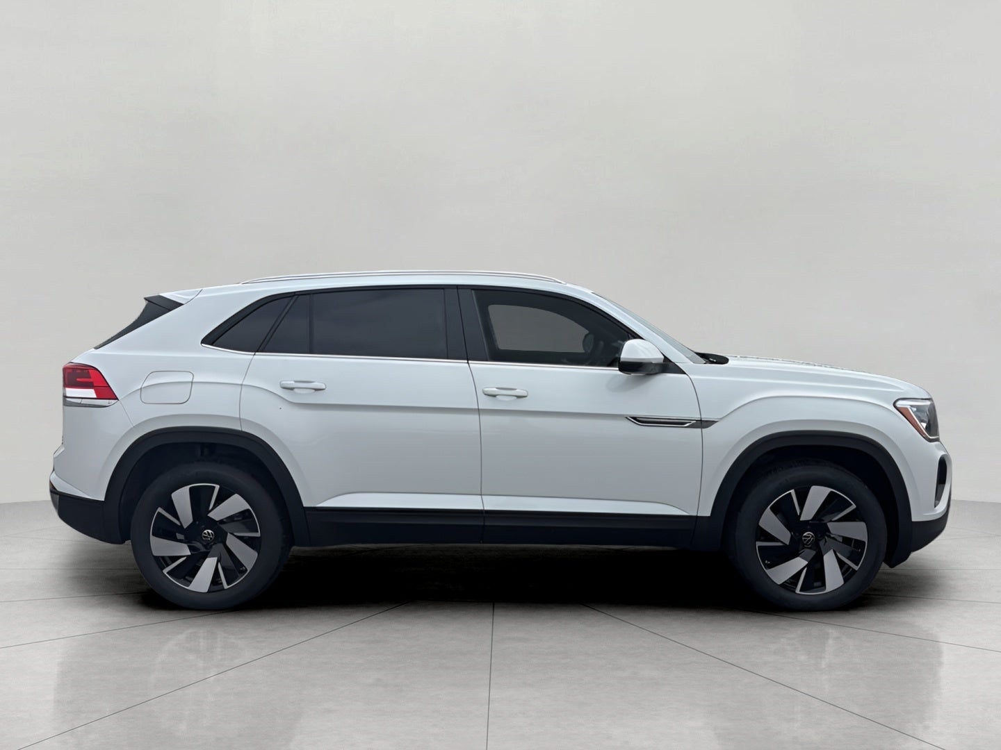 2026 Volkswagen Atlas Cross Sport 2.0T SE w/Technology 4MOTION