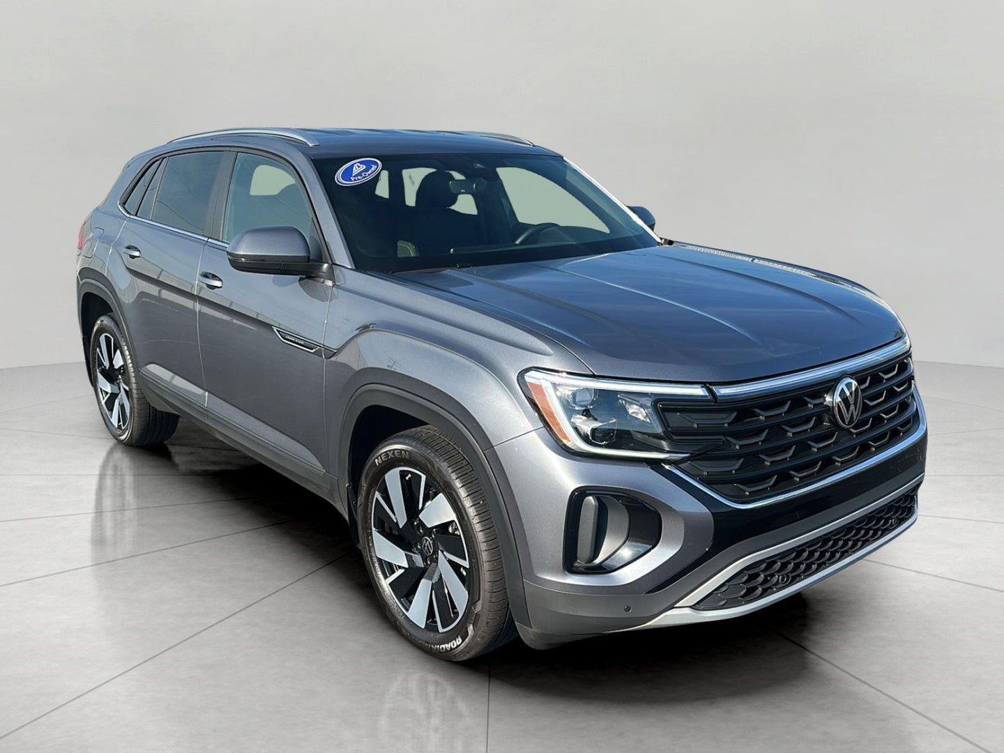 2025 Volkswagen Atlas Cross Sport 2.0T SE w/Technology 4MOTION