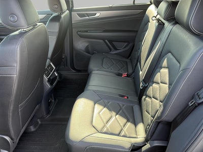 2025 Volkswagen Atlas Cross Sport 2.0T SE w/Technology 4MOTION