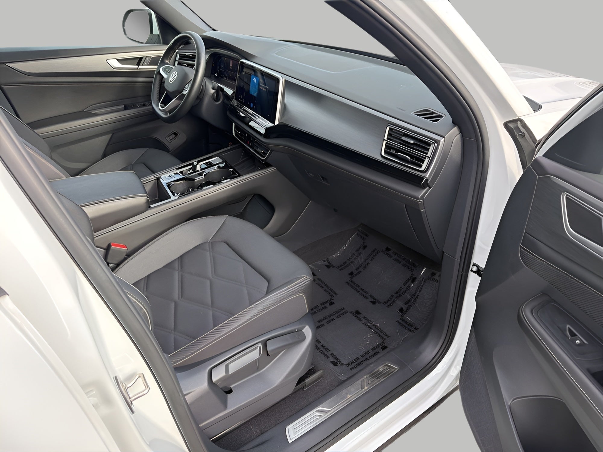 2025 Volkswagen Atlas Cross Sport 2.0T SE w/Technology 4MOTION