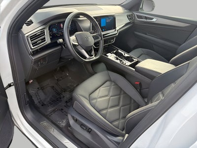 2025 Volkswagen Atlas Cross Sport 2.0T SE w/Technology 4MOTION
