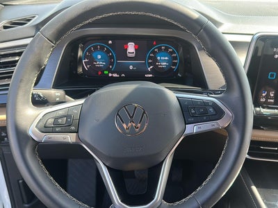 2024 Volkswagen Atlas Cross Sport 2.0T SE w/Technology 4MOTION