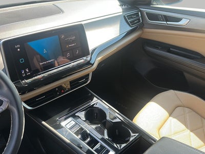 2024 Volkswagen Atlas Cross Sport 2.0T SE w/Technology 4MOTION