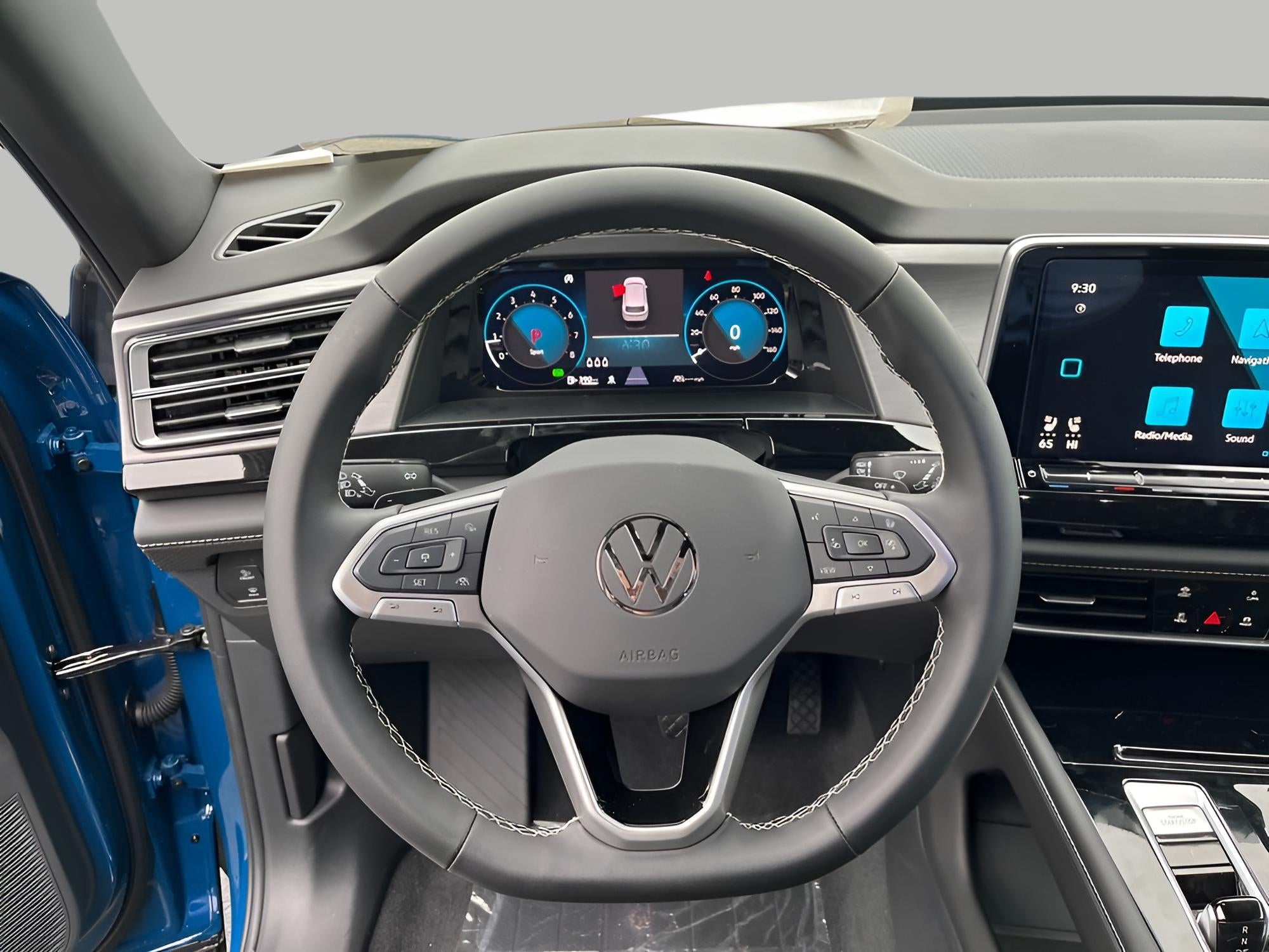 2025 Volkswagen Atlas Cross Sport 2.0T SE w/Technology 4MOTION