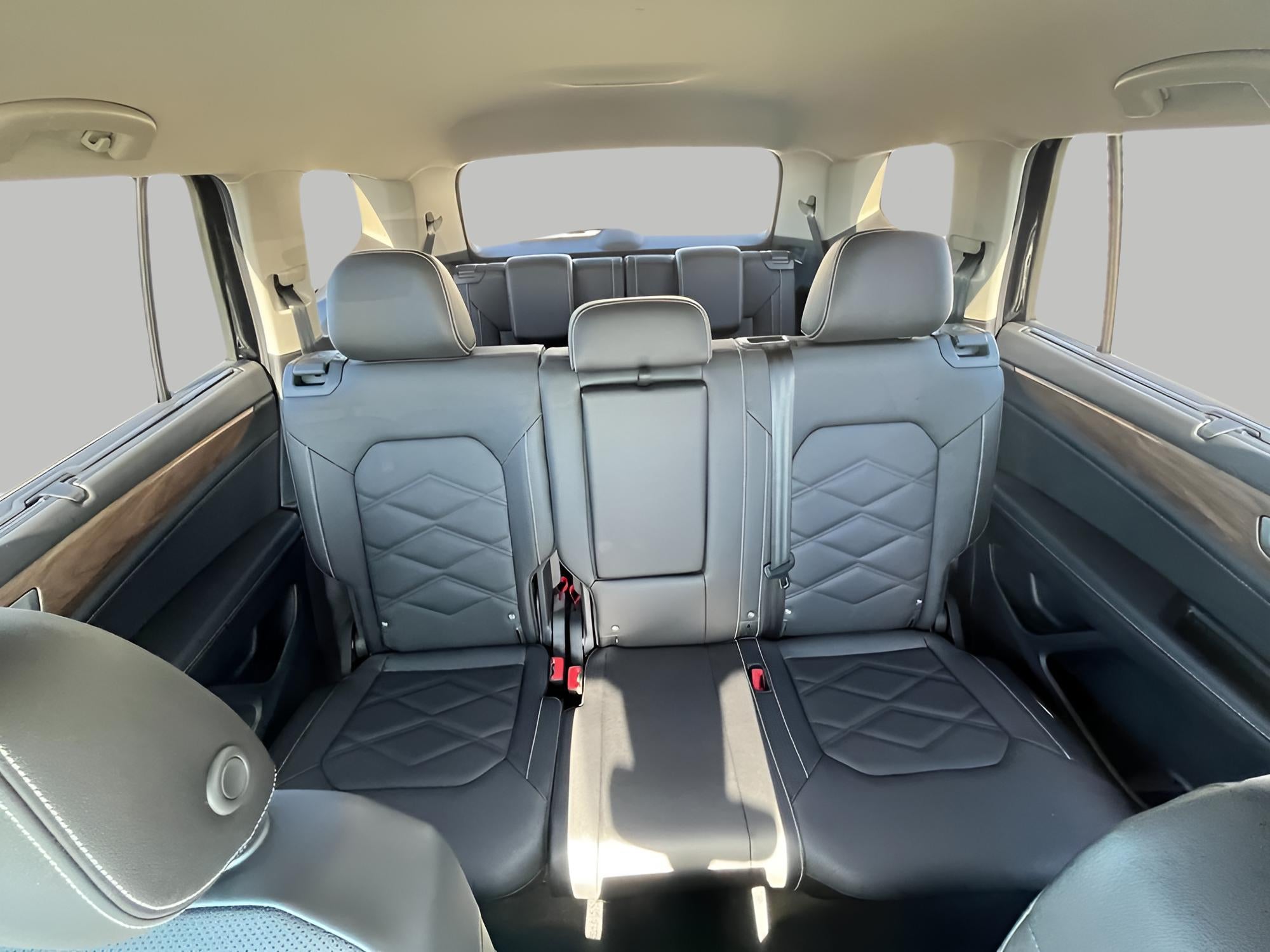 2026 Volkswagen Atlas 2.0T SE w/Technology 4MOTION