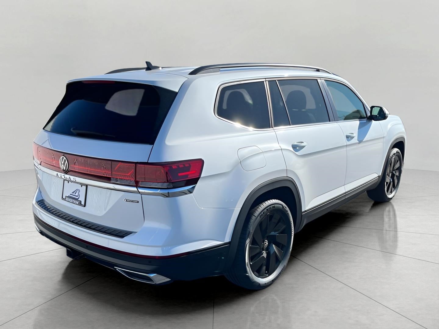 2026 Volkswagen Atlas 2.0T SE w/Technology 4MOTION