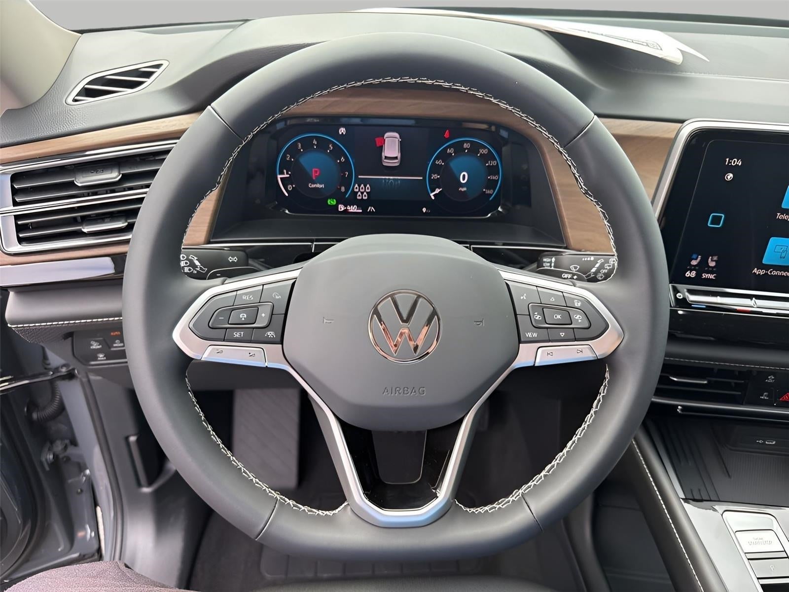 2026 Volkswagen Atlas 2.0T SE w/Technology 4MOTION