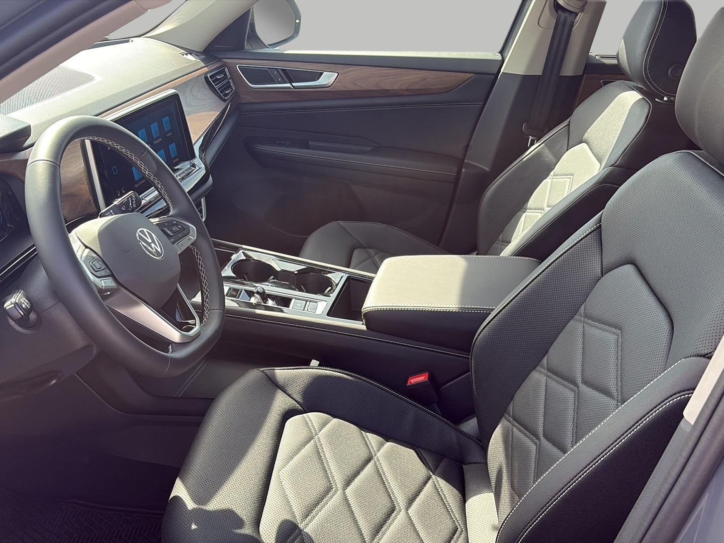 2026 Volkswagen Atlas 2.0T SE w/Technology 4MOTION
