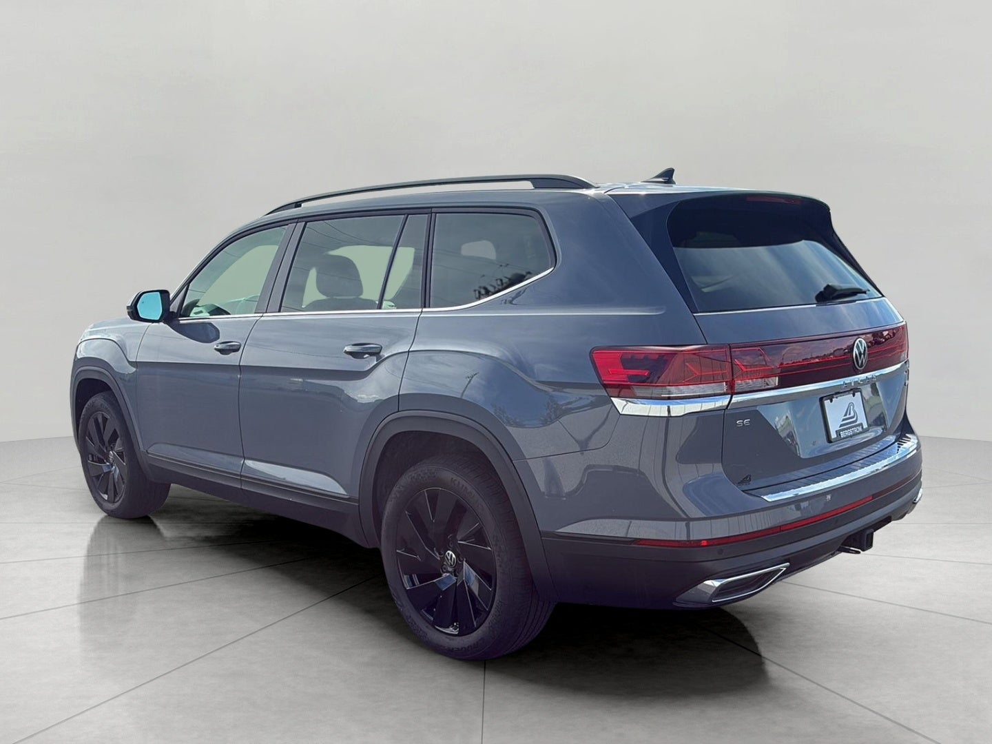 2026 Volkswagen Atlas SE w/Tech - Photo 6