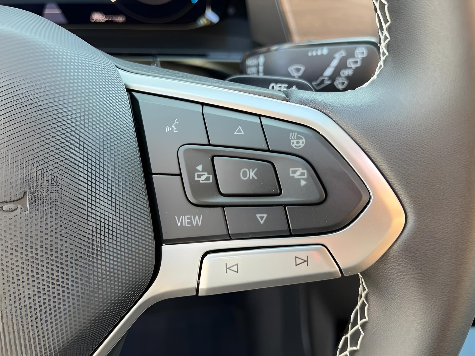 2026 Volkswagen Atlas 2.0T SE w/Technology 4MOTION