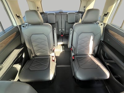 2026 Volkswagen Atlas 2.0T SE w/Technology 4MOTION