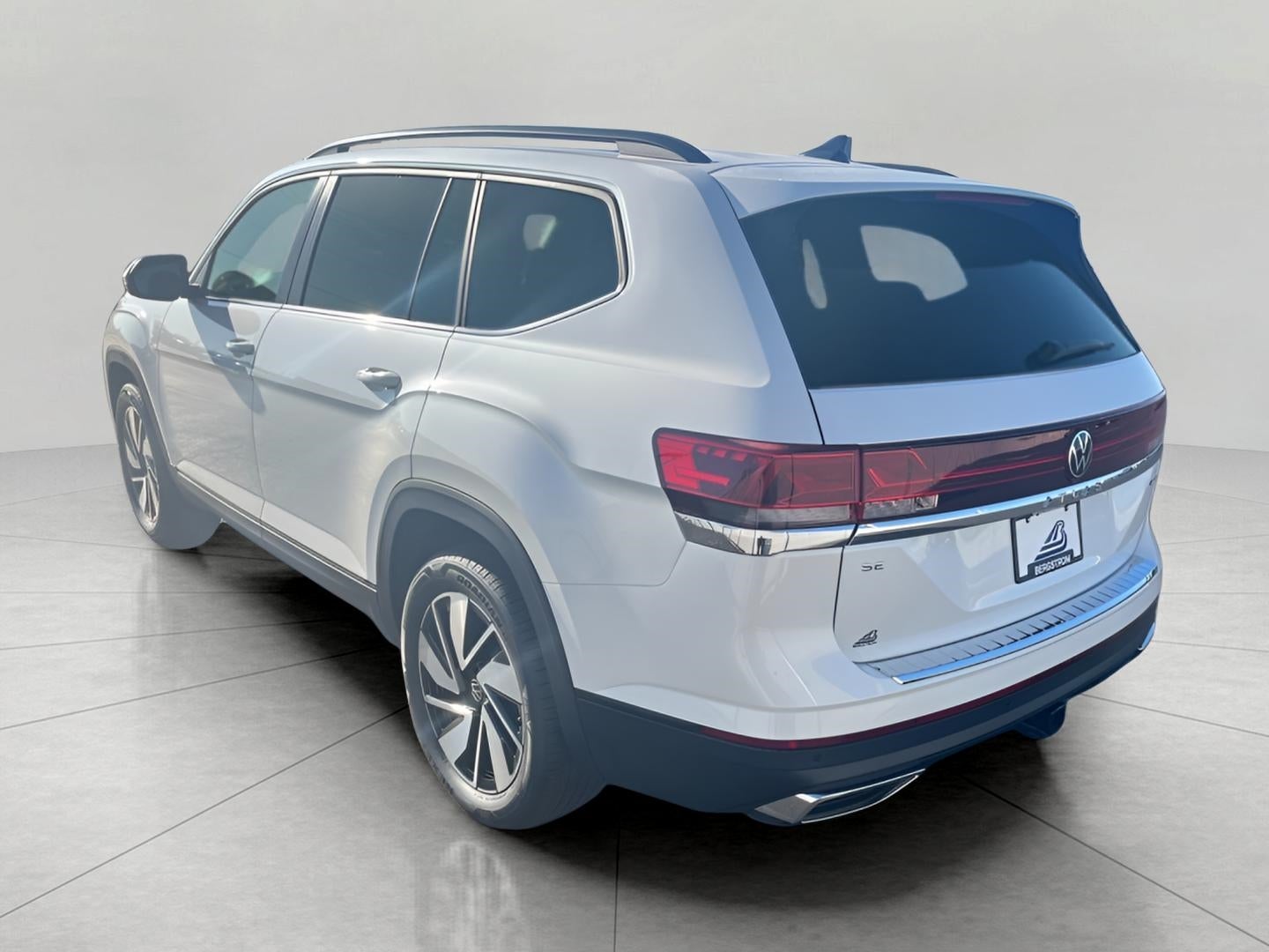 2026 Volkswagen Atlas 2.0T SE w/Technology 4MOTION