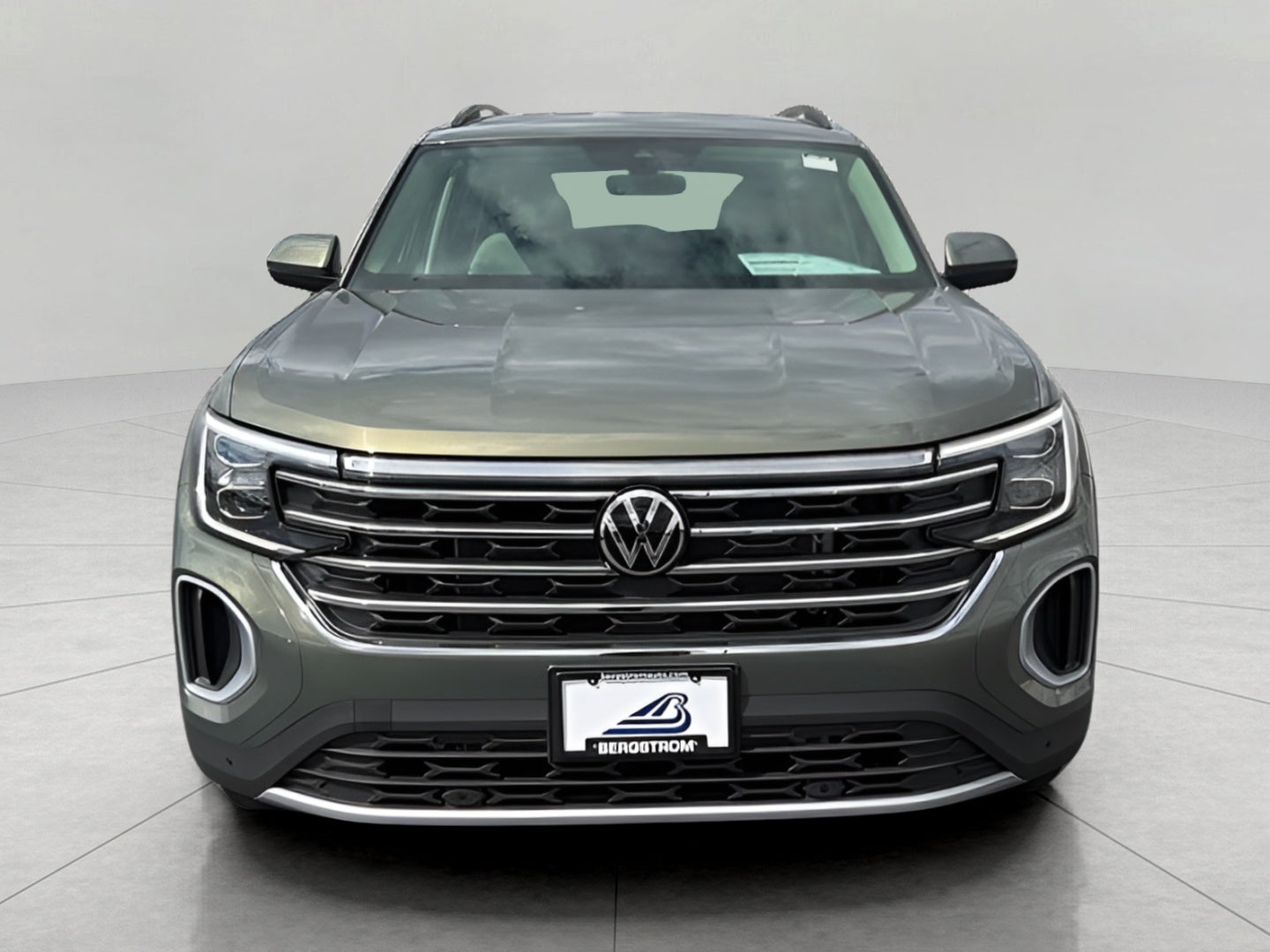 2026 Volkswagen Atlas 2.0T SE w/Technology 4MOTION