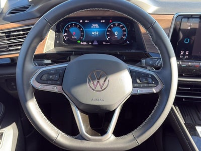 2026 Volkswagen Atlas 2.0T SE w/Technology 4MOTION