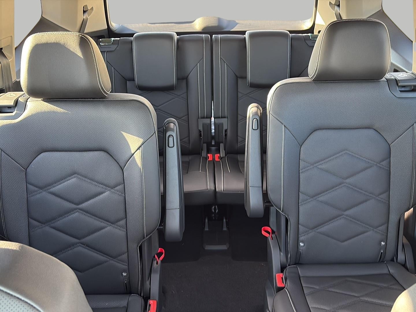2026 Volkswagen Atlas 2.0T SE w/Technology 4MOTION