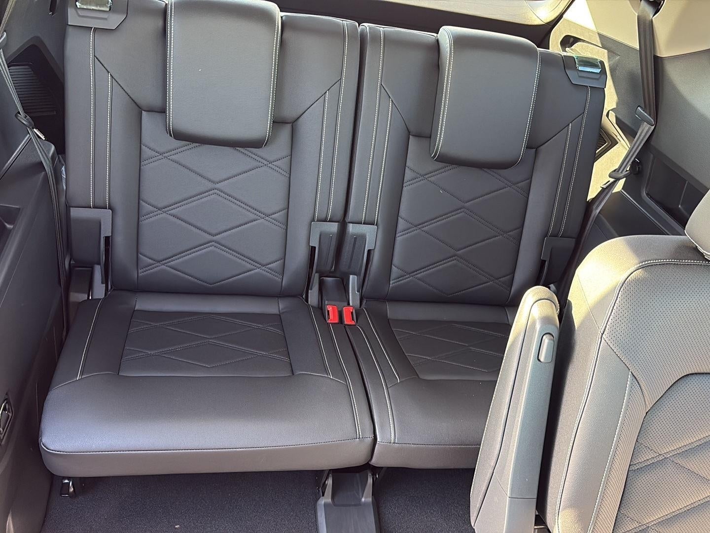 2026 Volkswagen Atlas 2.0T SE w/Technology 4MOTION