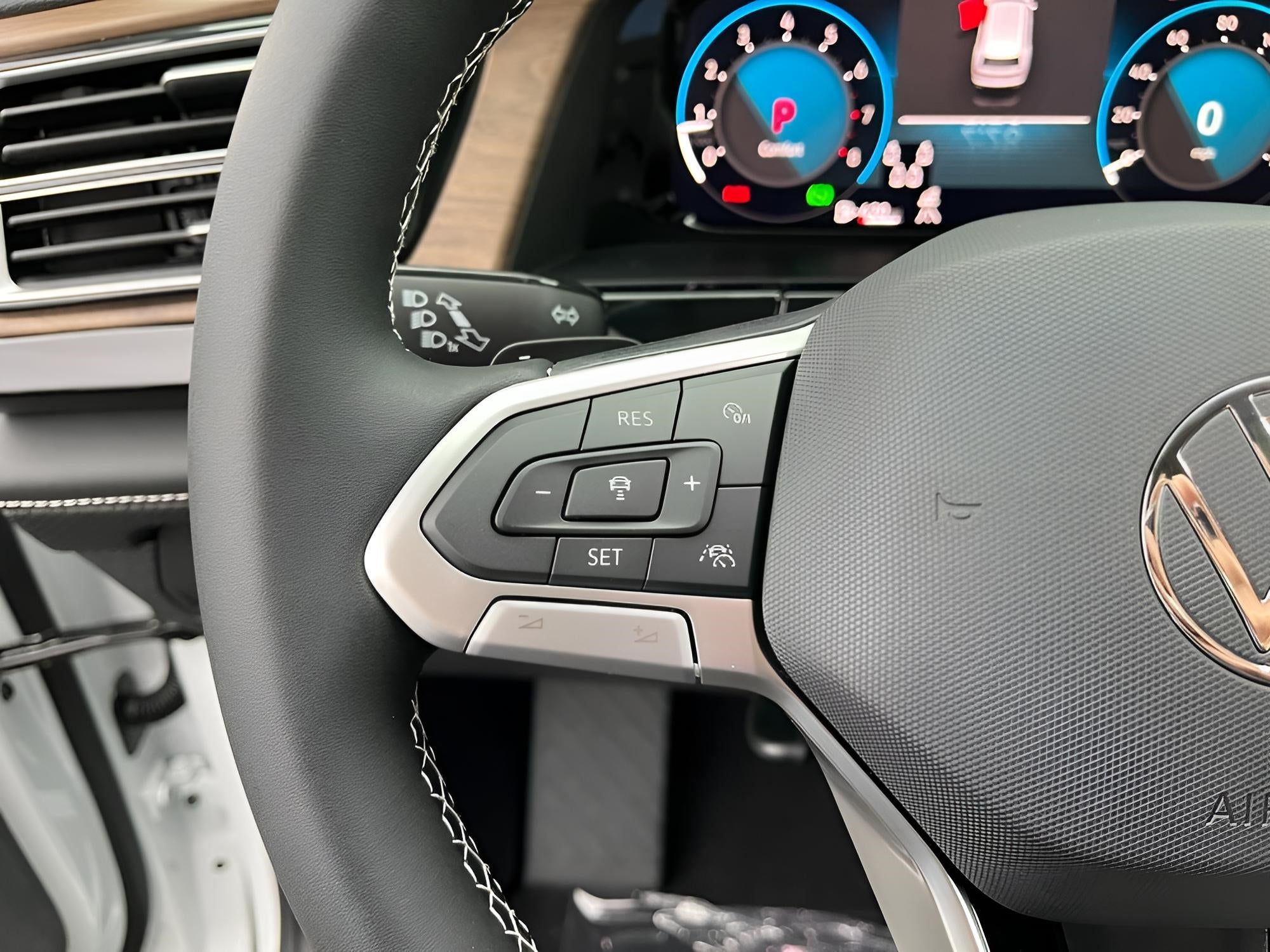 2026 Volkswagen Atlas 2.0T SE w/Technology 4MOTION