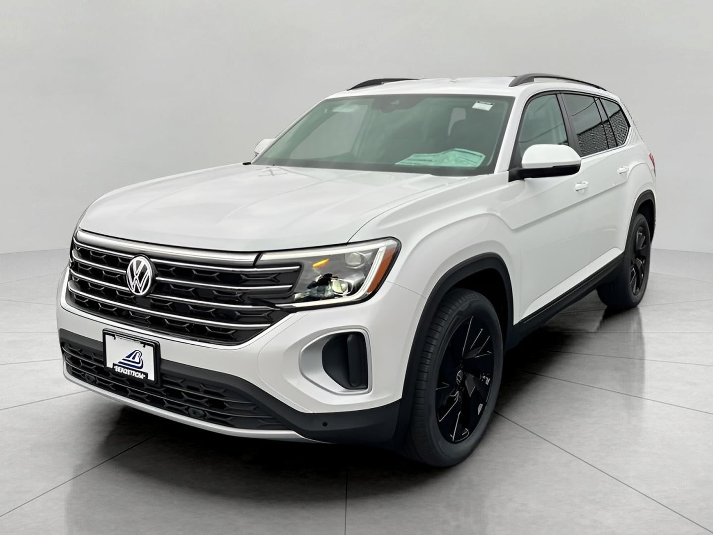 2026 Volkswagen Atlas 2.0T SE w/Technology 4MOTION