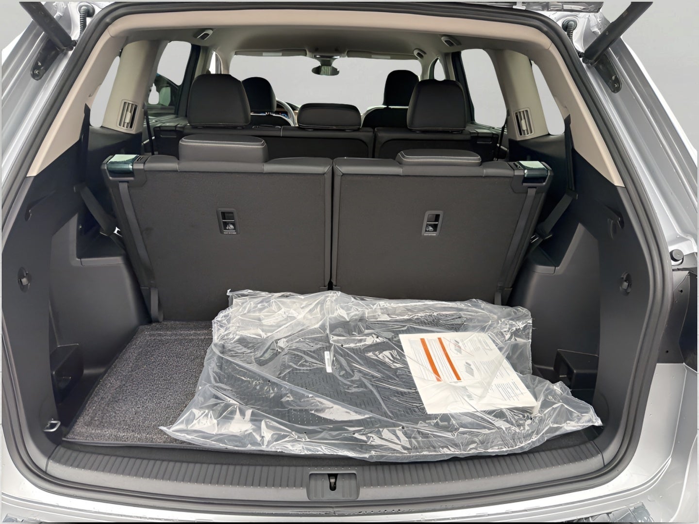 2026 Volkswagen Atlas 2.0T SE w/Technology 4MOTION