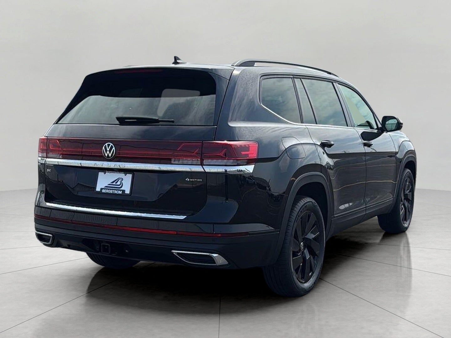 2026 Volkswagen Atlas 2.0T SE w/Technology 4MOTION
