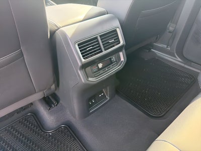 2025 Volkswagen Atlas 2.0T SE w/Technology 4MOTION