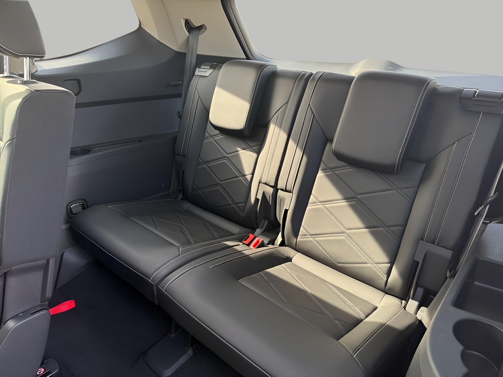 2025 Volkswagen Atlas 2.0T SE w/Technology 4MOTION