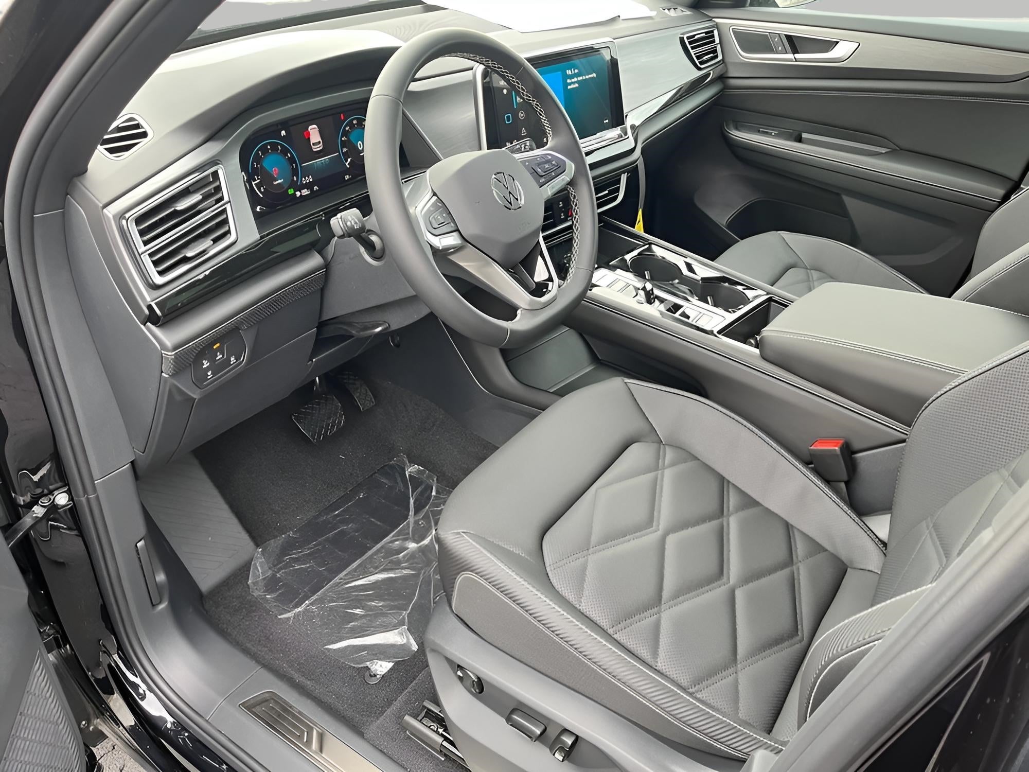 2026 Volkswagen Atlas Cross Sport 2.0T SE w/Technology 4MOTION