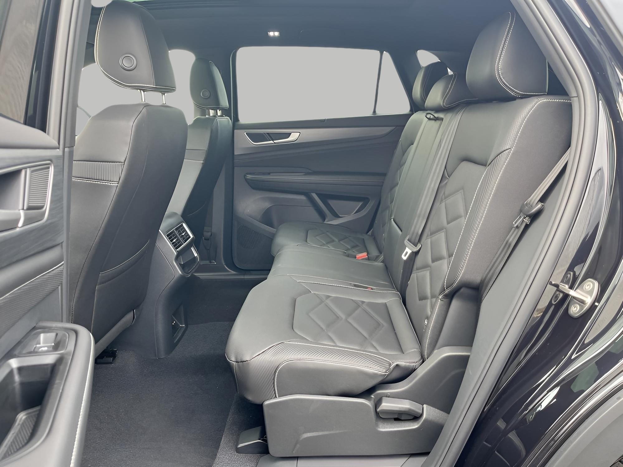 2026 Volkswagen Atlas Cross Sport 2.0T SE w/Technology 4MOTION