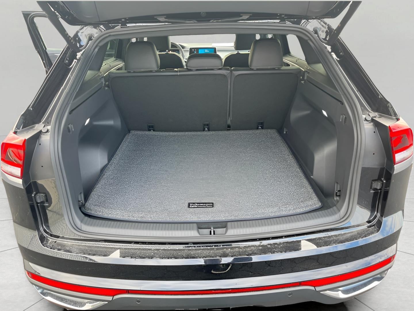 2026 Volkswagen Atlas Cross Sport 2.0T SE w/Technology 4MOTION