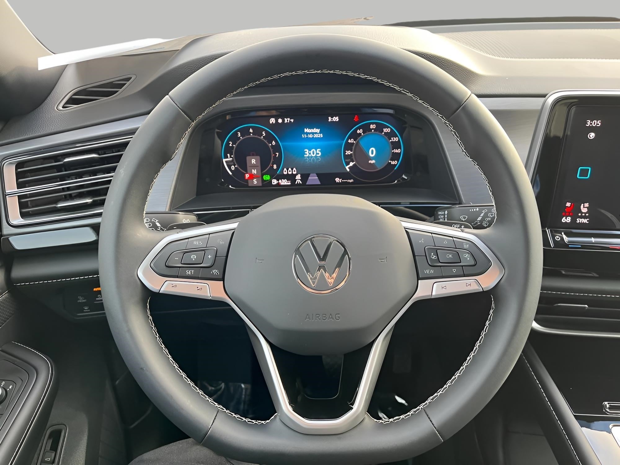 2026 Volkswagen Atlas Cross Sport 2.0T SE w/Technology 4MOTION