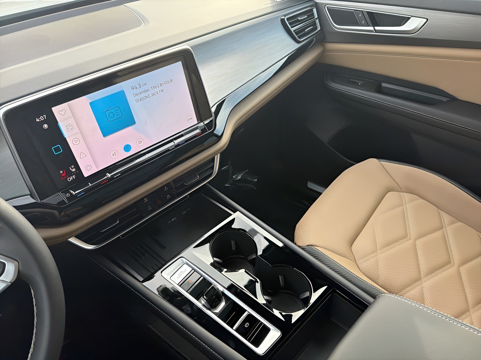 2026 Volkswagen Atlas Cross Sport 2.0T SE w/Technology 4MOTION