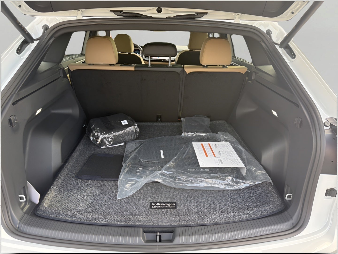 2026 Volkswagen Atlas Cross Sport 2.0T SE w/Technology 4MOTION