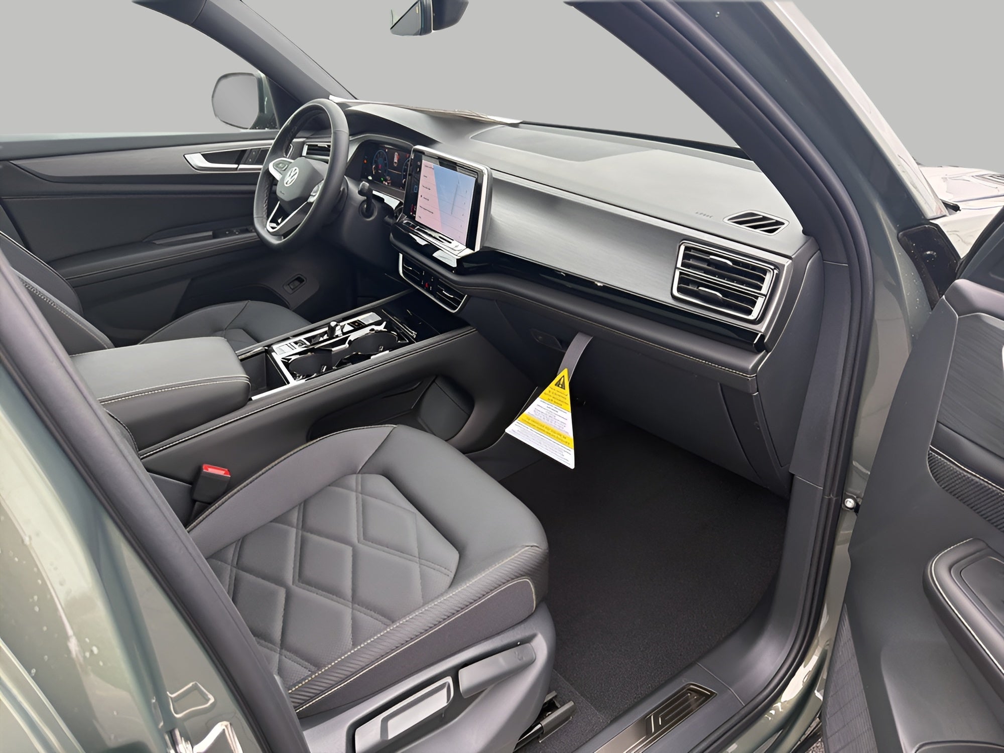 2026 Volkswagen Atlas Cross Sport 2.0T SE w/Technology 4MOTION