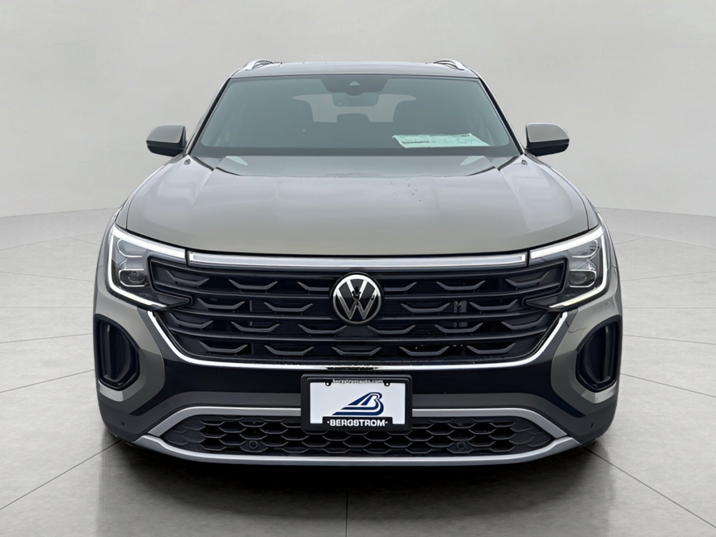 2026 Volkswagen Atlas Cross Sport 2.0T SE w/Technology 4MOTION