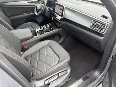 2026 Volkswagen Atlas Cross Sport 2.0T SE w/Technology 4MOTION