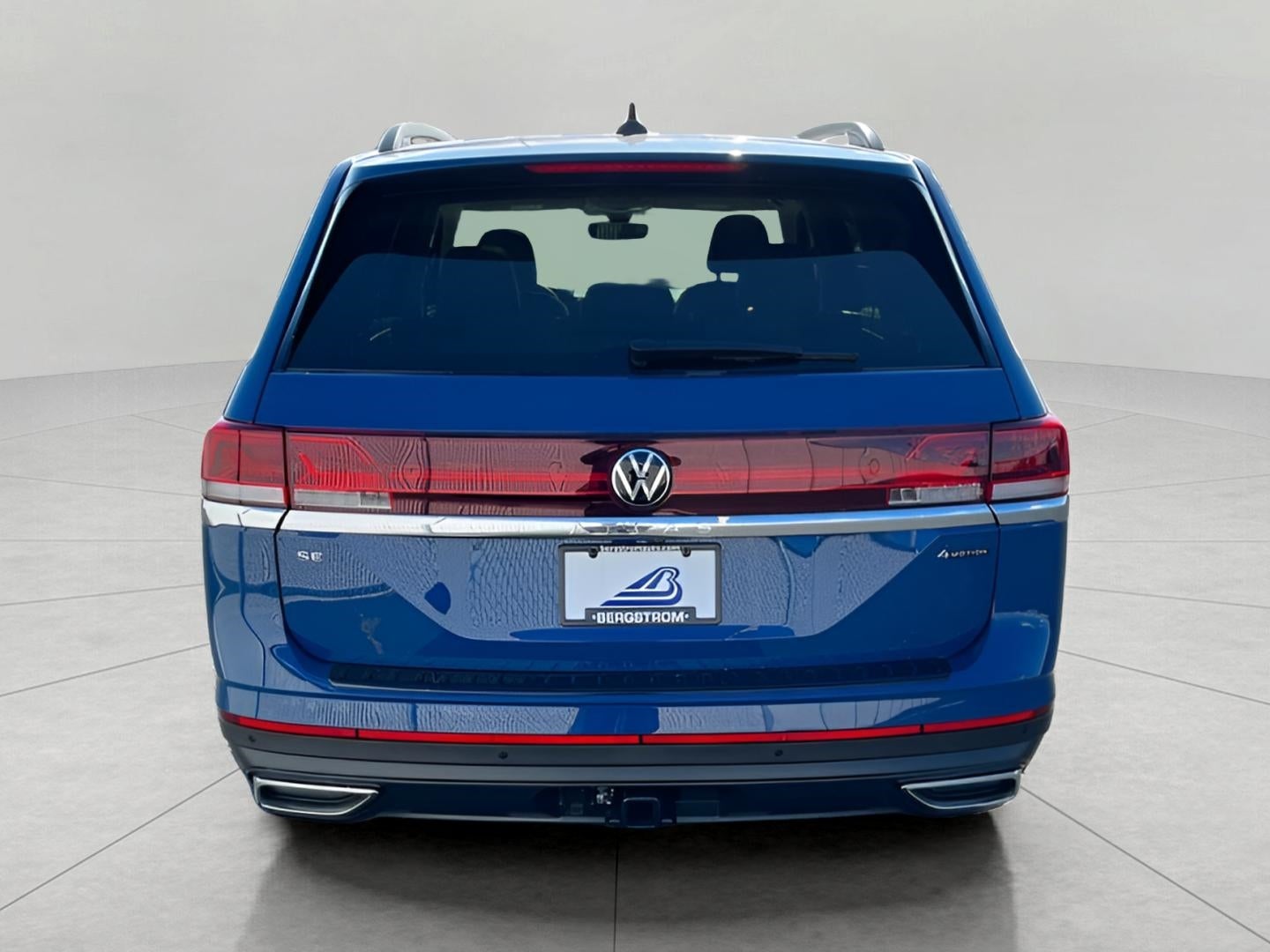 2026 Volkswagen Atlas 2.0T SE w/Technology 4MOTION