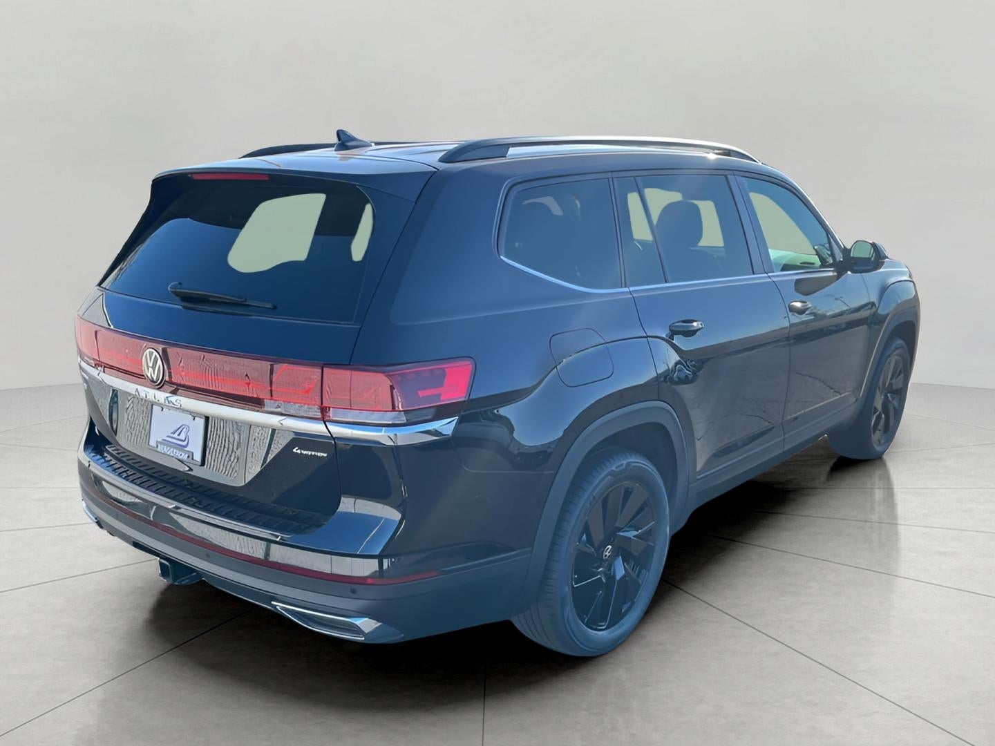 2026 Volkswagen Atlas 2.0T SE w/Technology 4MOTION