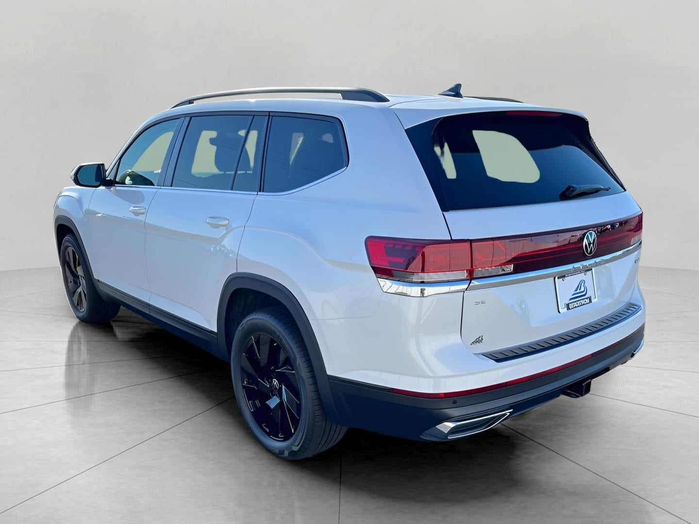 2026 Volkswagen Atlas 2.0T SE w/Technology 4MOTION