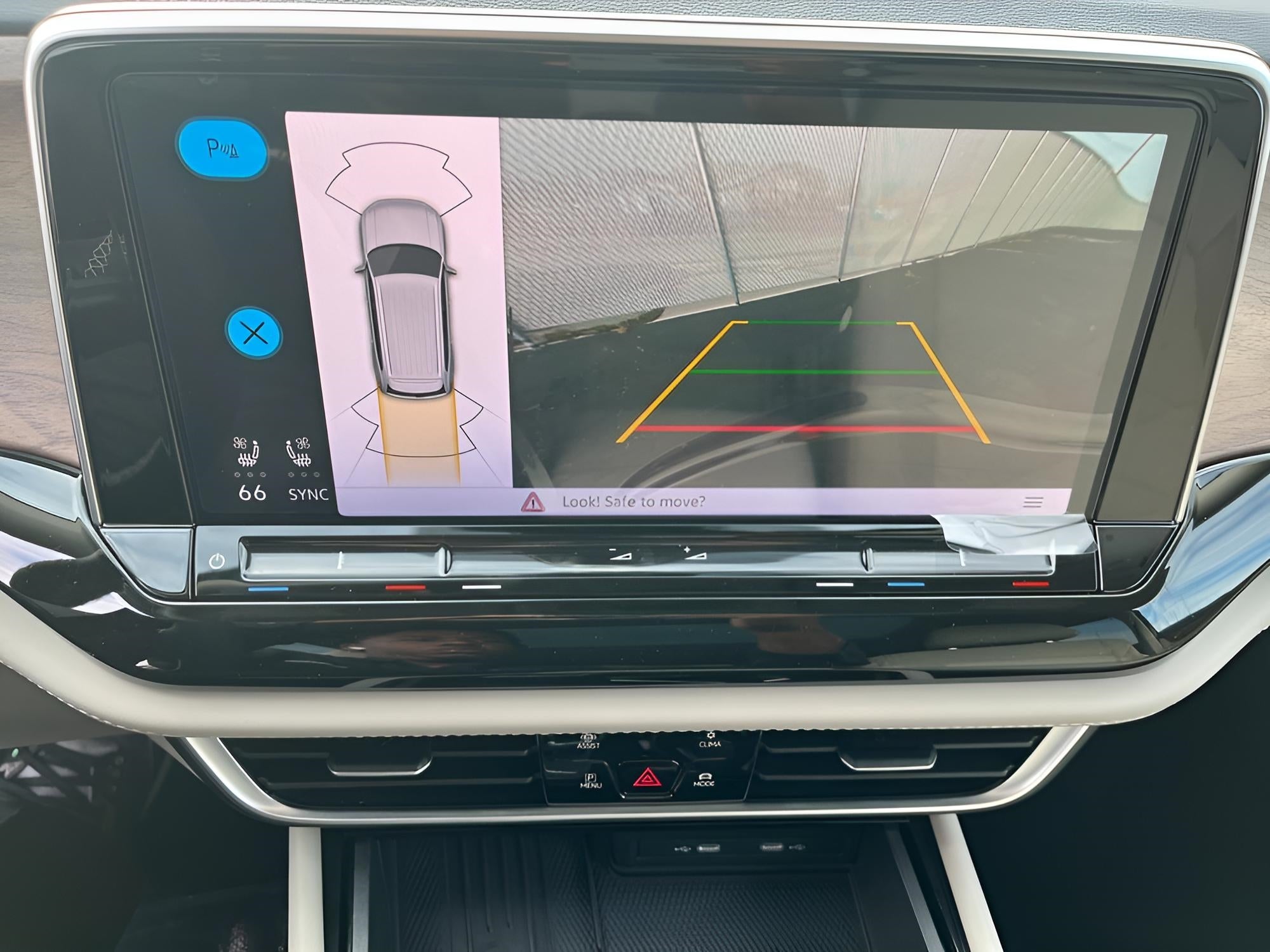 2026 Volkswagen Atlas 2.0T SE w/Technology 4MOTION