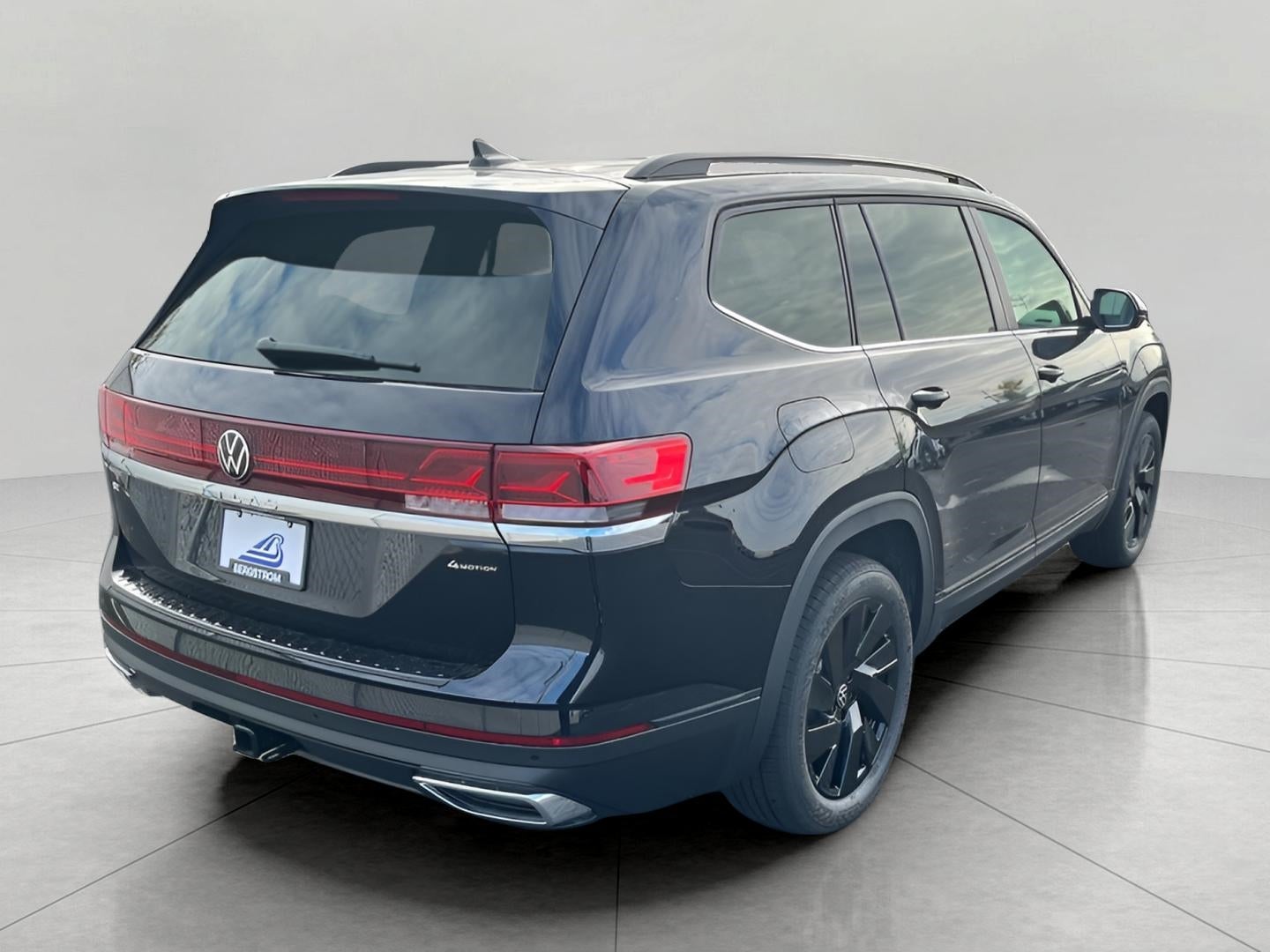 2026 Volkswagen Atlas 2.0T SE w/Technology 4MOTION