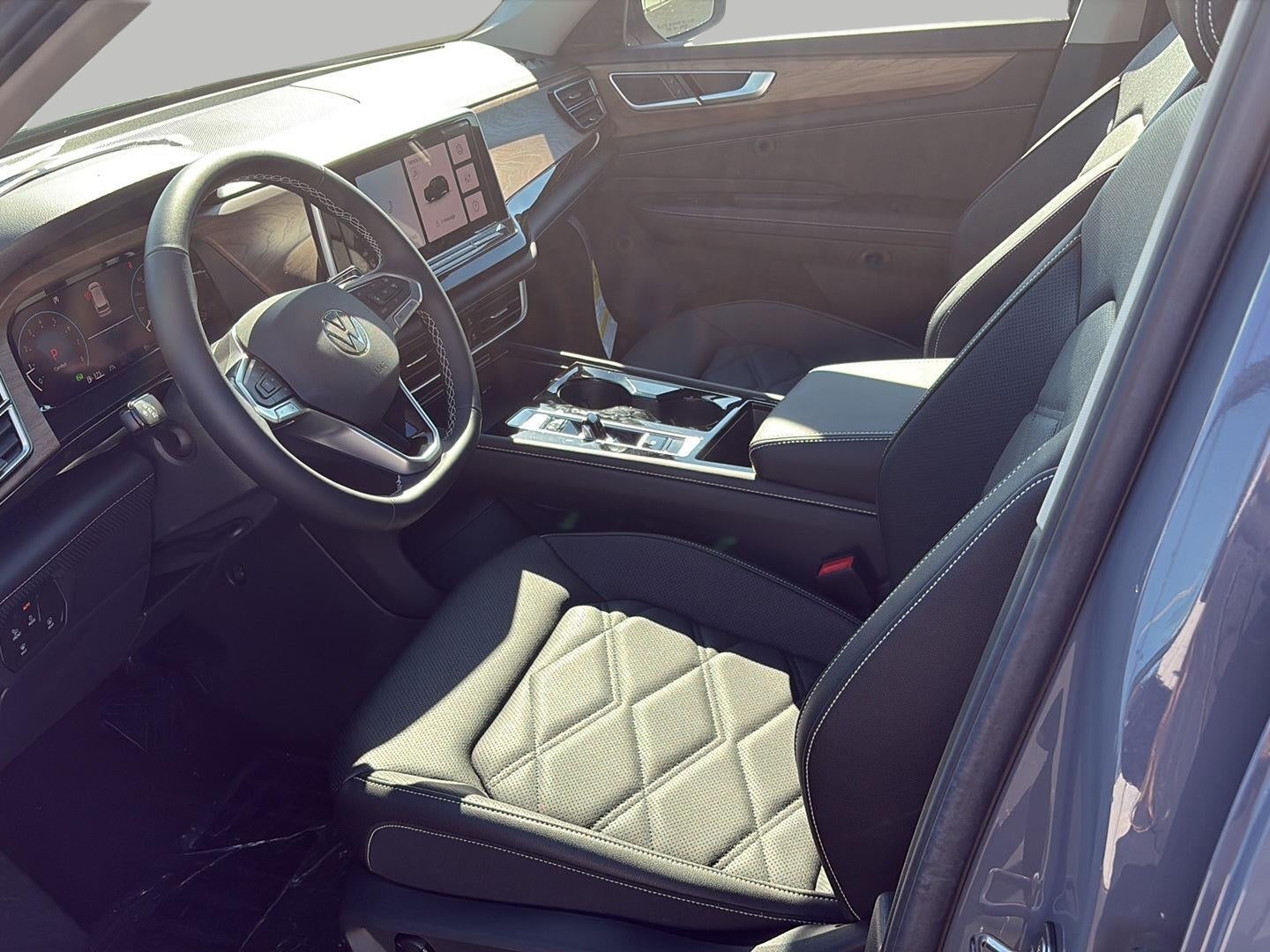 2026 Volkswagen Atlas 2.0T SE w/Technology 4MOTION